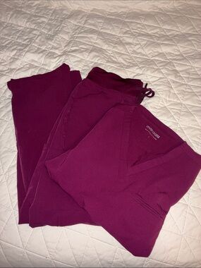 Mandala Plum Scrub Set